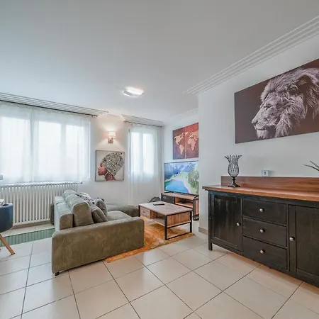 L'evasion - Sauna Jacuzzi Cinema شقة