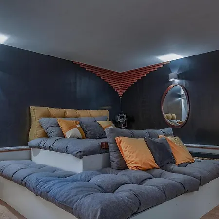 L'evasion - Sauna Jacuzzi Cinema * Tours