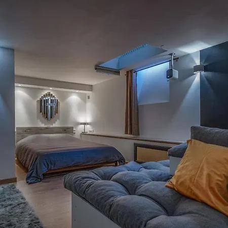 L'evasion - Sauna Jacuzzi Cinema شقة