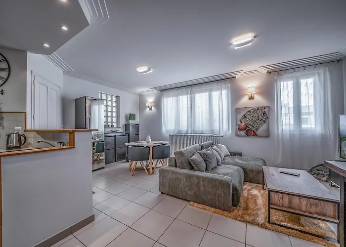 L'evasion - Sauna Jacuzzi Cinema Daire Tours