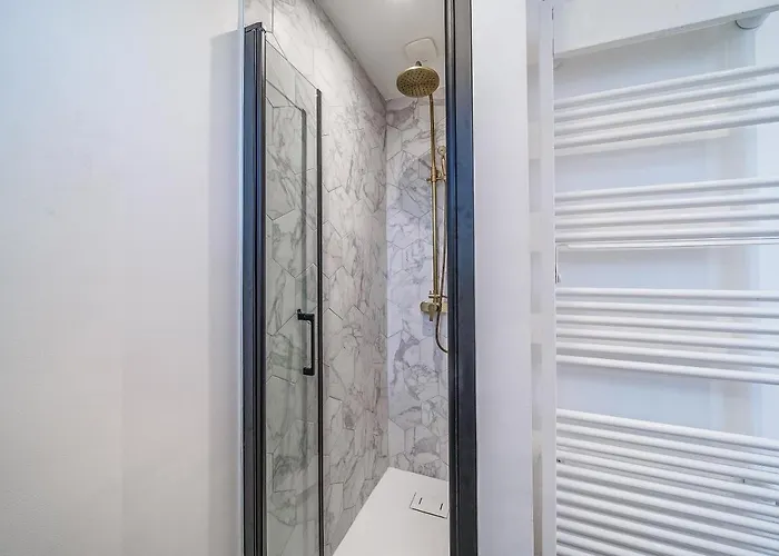 L'evasion - Sauna Jacuzzi Cinema Daire